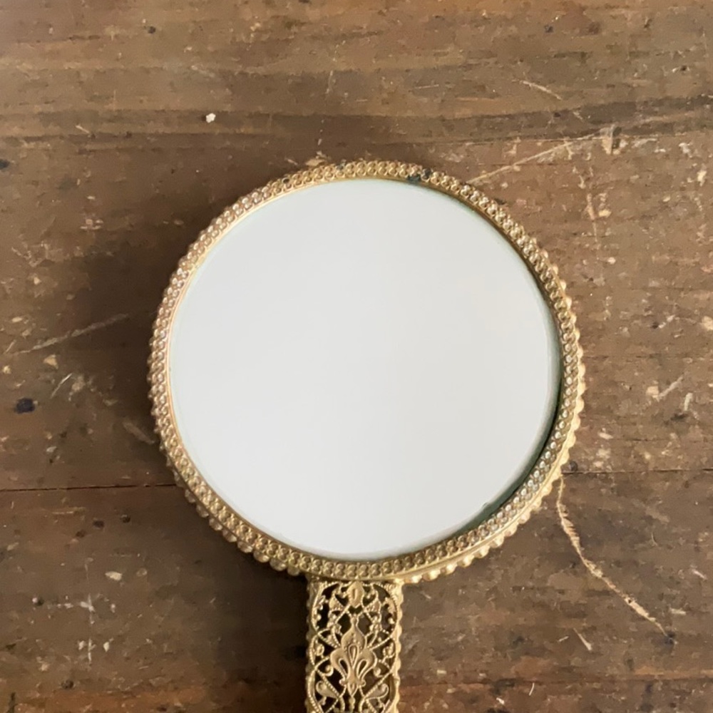 Beautiful Vintage Hand Mirror - Picture 5 of 6
